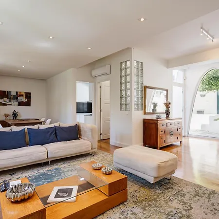 Out Casa Do Arco In Belem *